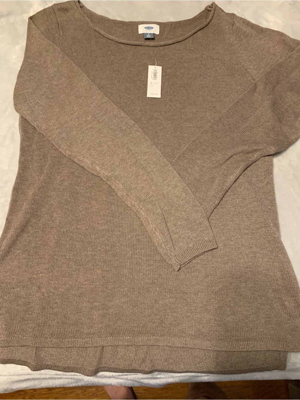 Old Navy Women's Taupe Long-Sleeve Lightweight Sweater Large
